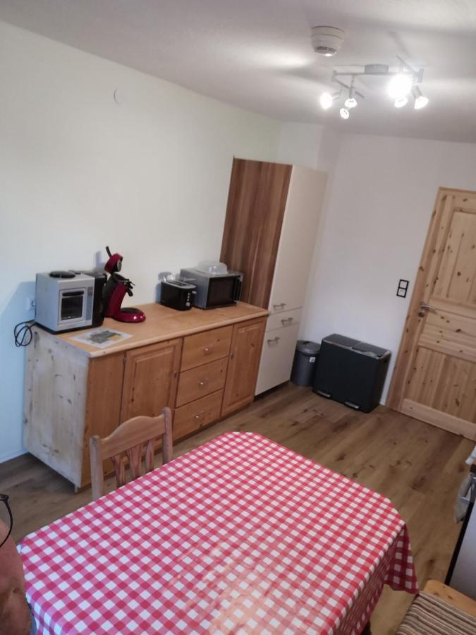 Apartment Auszeit Mit Kueche Viel Ruhe Und Natur Untrasried Kültér fotó