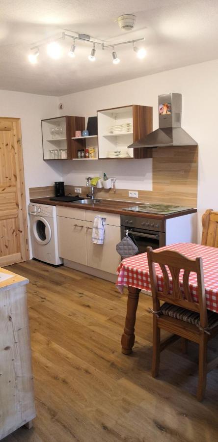 Apartment Auszeit Mit Kueche Viel Ruhe Und Natur Untrasried Kültér fotó