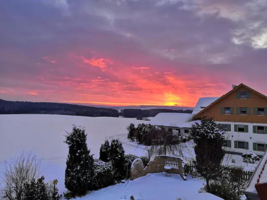 Apartment Auszeit Mit Kueche Viel Ruhe Und Natur Untrasried Kültér fotó